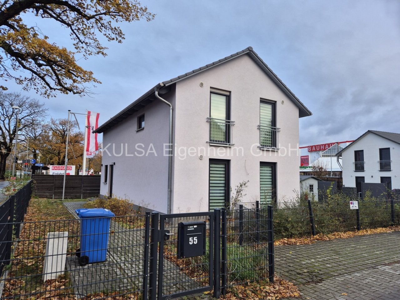 MH seitlich mit Eingang 1224 MH seitlich mit Eingang 1224