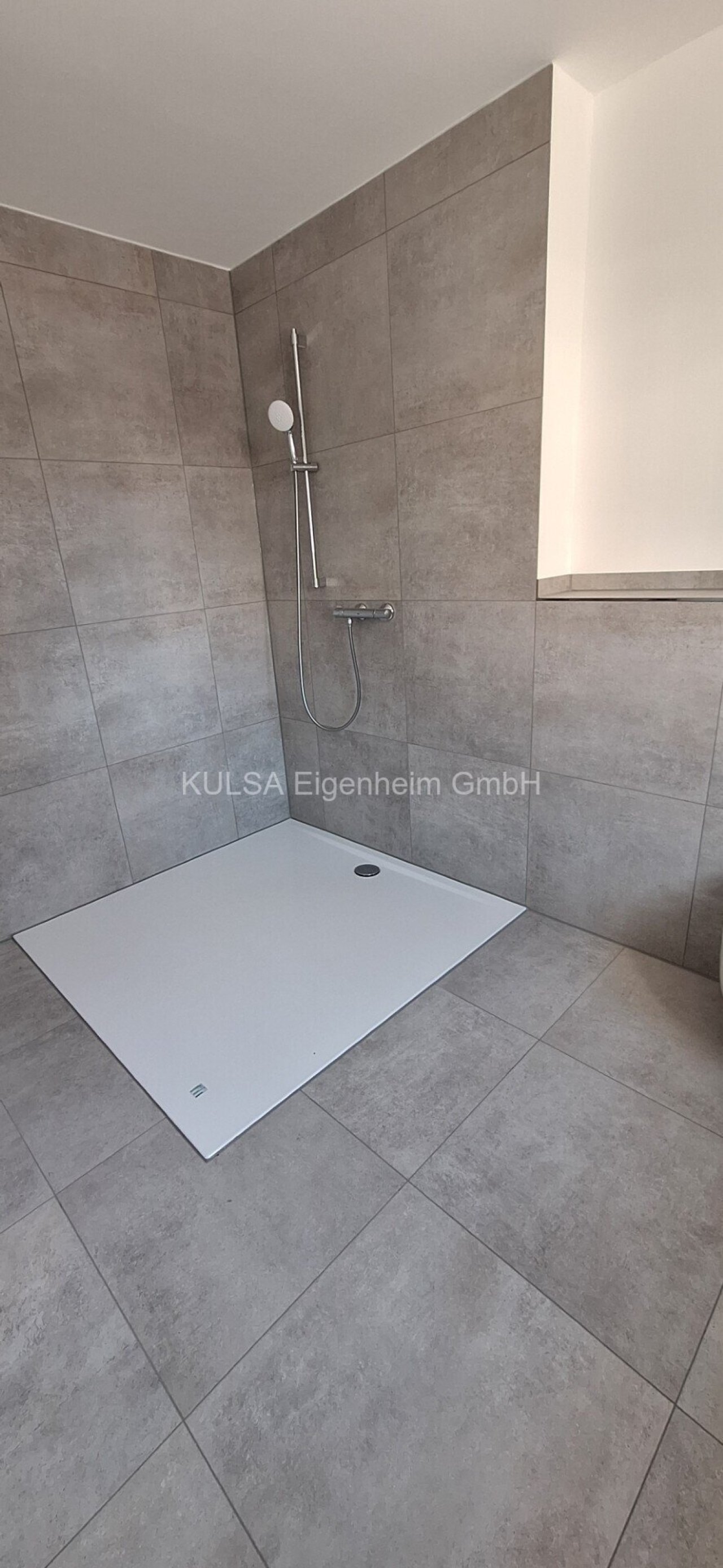 Barrierefreies Bad mit Riesendusche